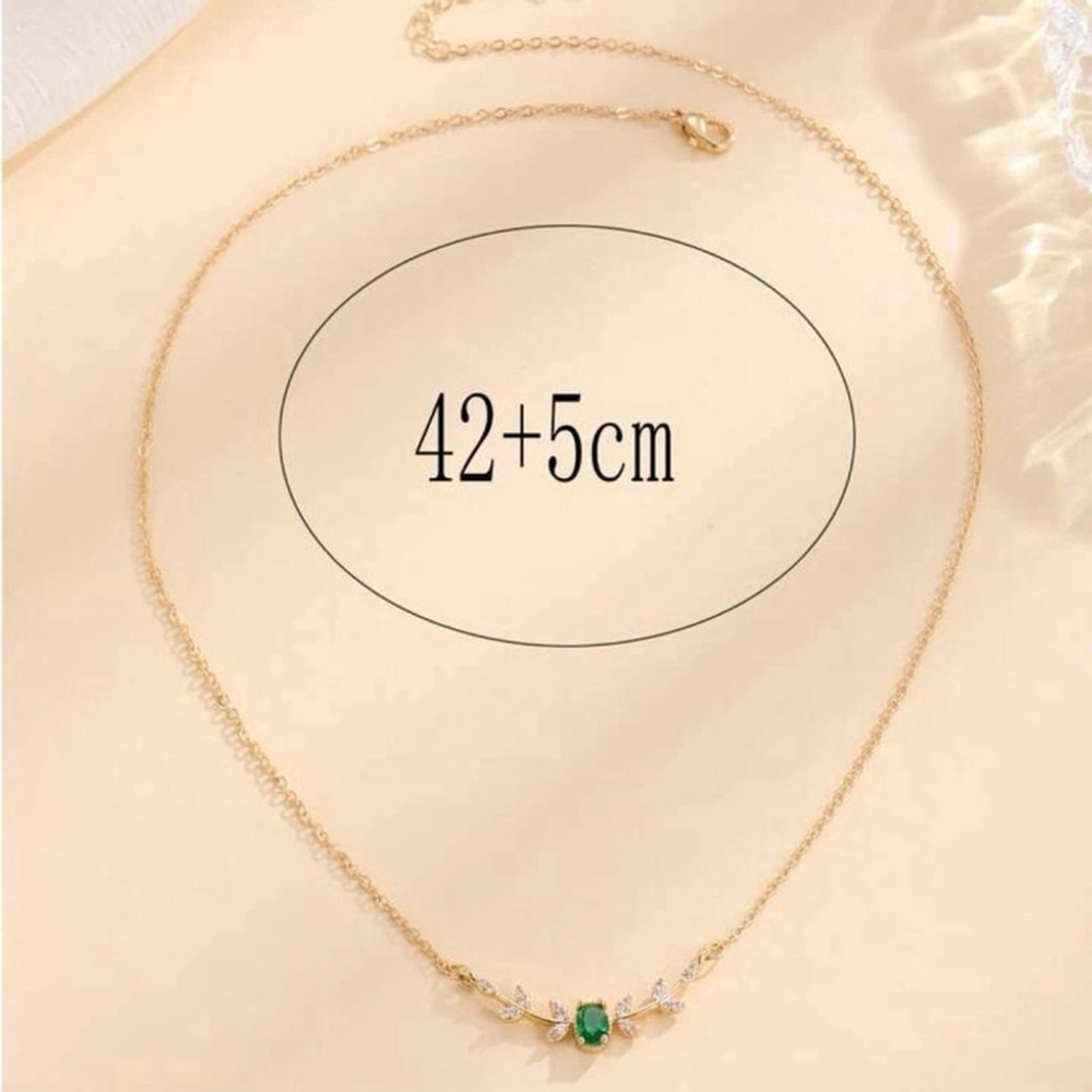 ⚠️Clearance Yellow Gold Cubic Zirconia Leaf Charm Necklace SS - Picture 4 of 4